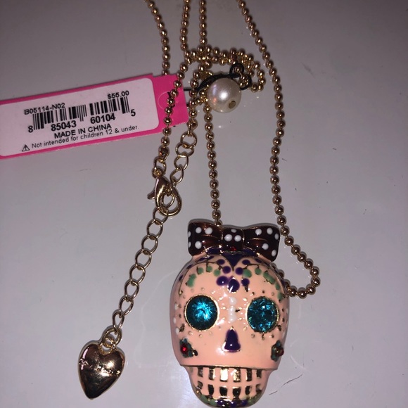 Pink Sugar Skull Necklace New Betsey Johnson - Picture 3 of 8